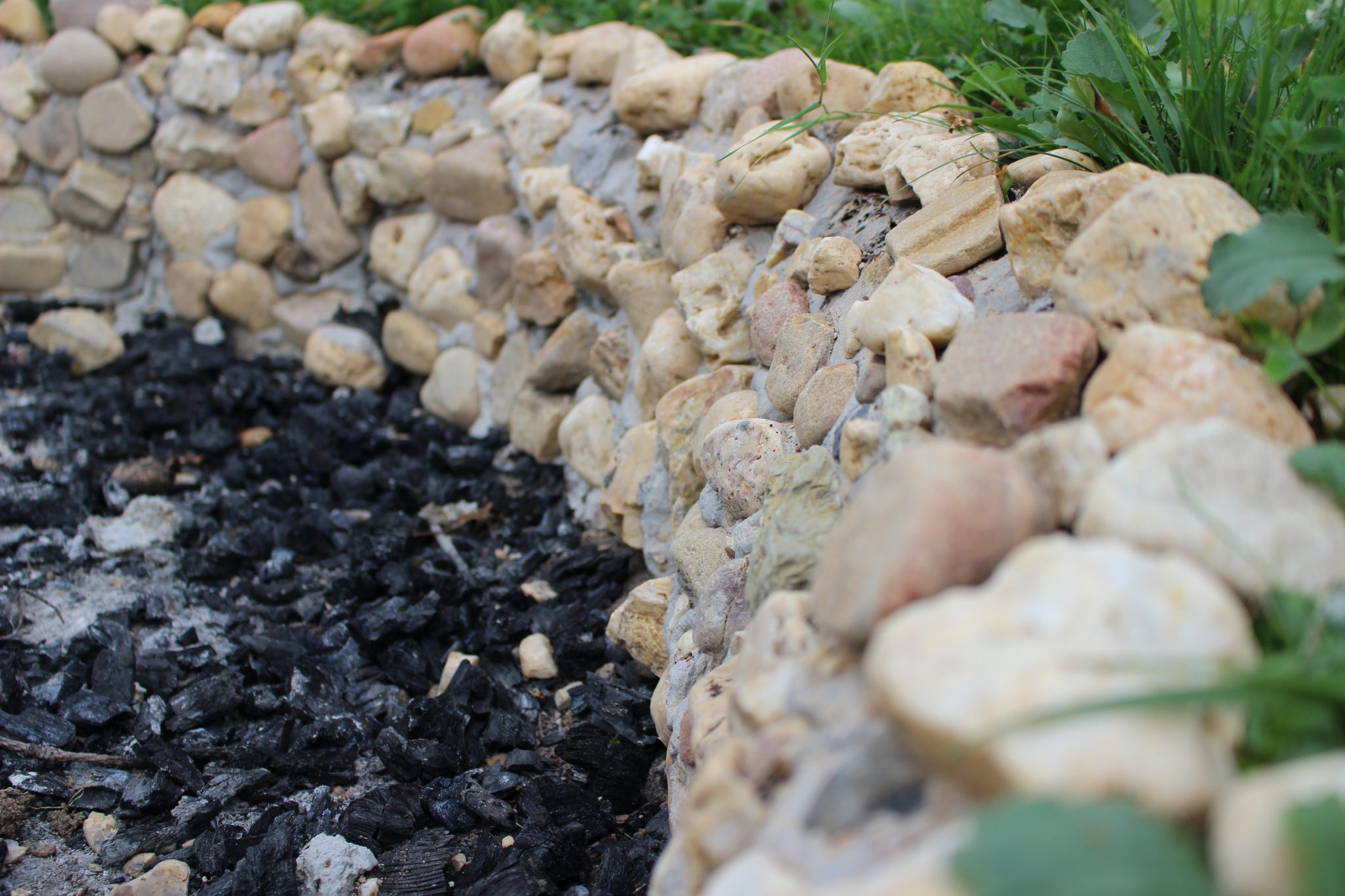 Feuer frei: Deine eigene DIY Feuerstelle im Garten | ERGO Blog